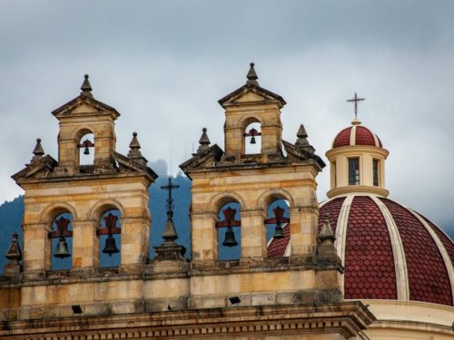 Voorkant van Bogota's kathedraal -